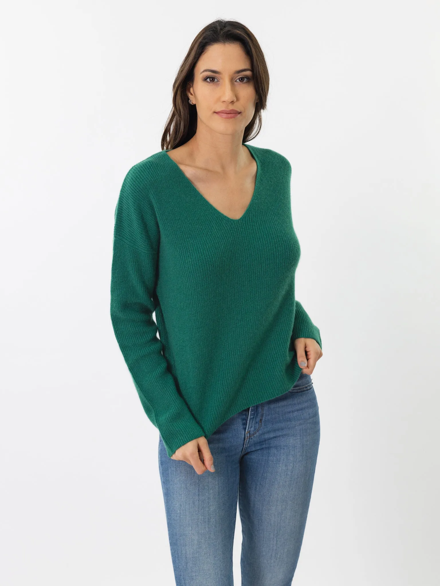 CANGGU V NECK SWEATER