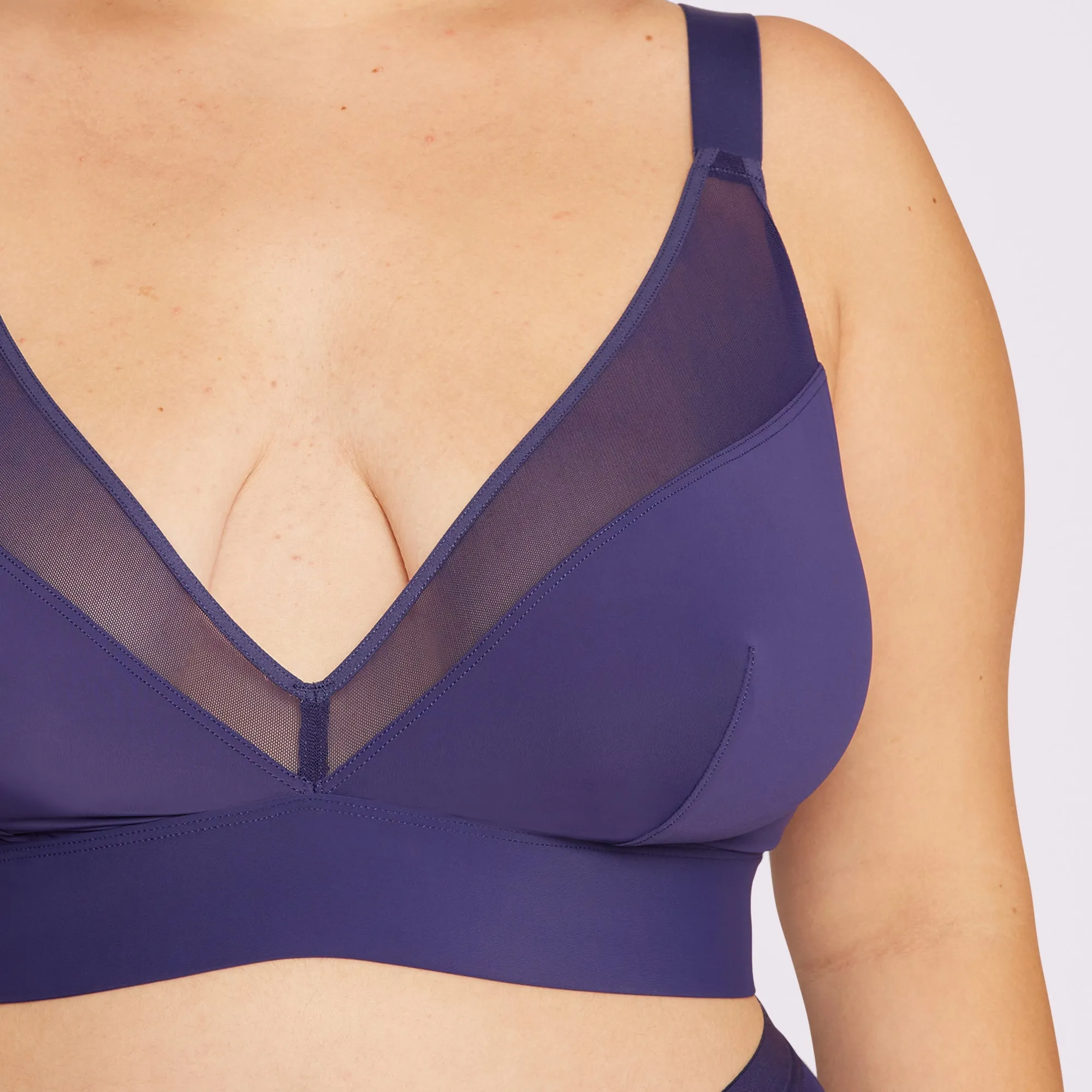 Dream Mesh Plunge Bralette | Ultra-Soft Re:Play | Archive (Starry Sky)