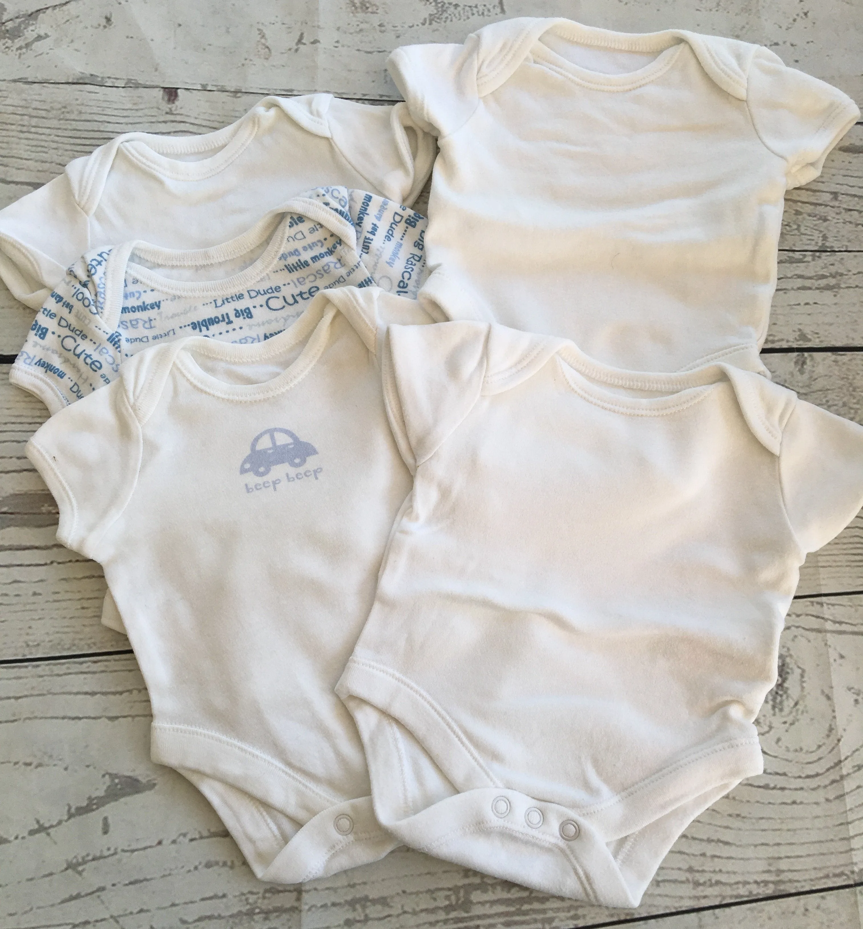 Newborn Vests x5