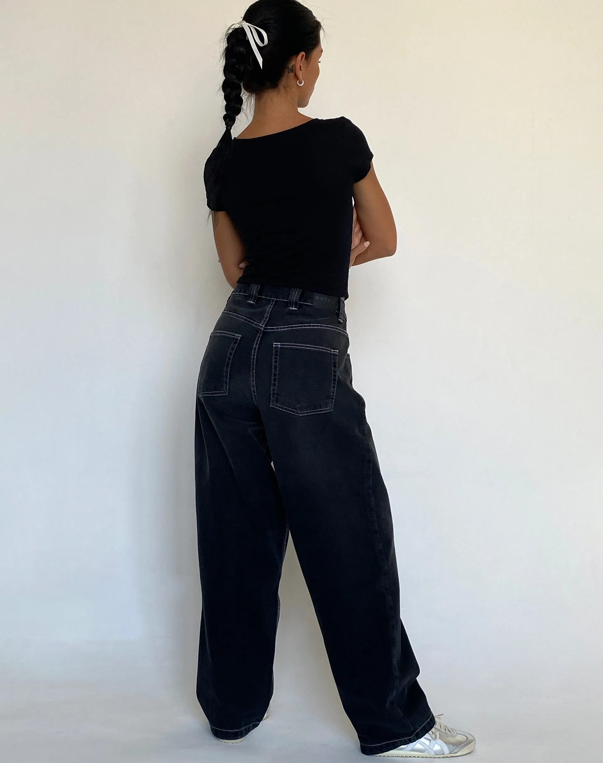 Skater Low Rise Jean in Vintage Black with White Top Stitch