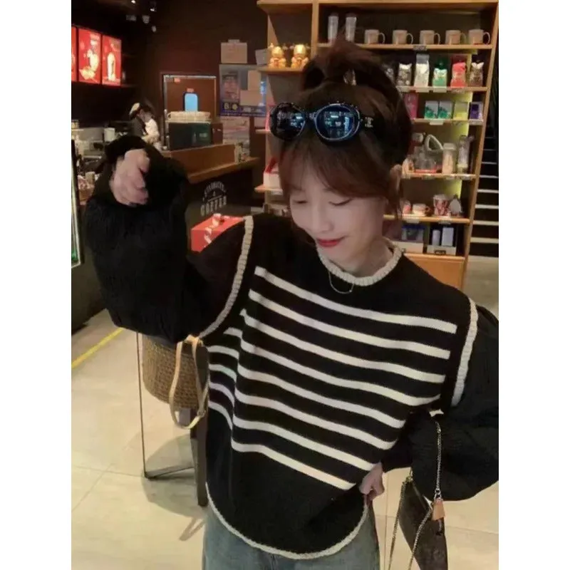 women Black and white striped fake two-piece knitted sweaters pring and autumn Korean soft glutinous pullover sweater female