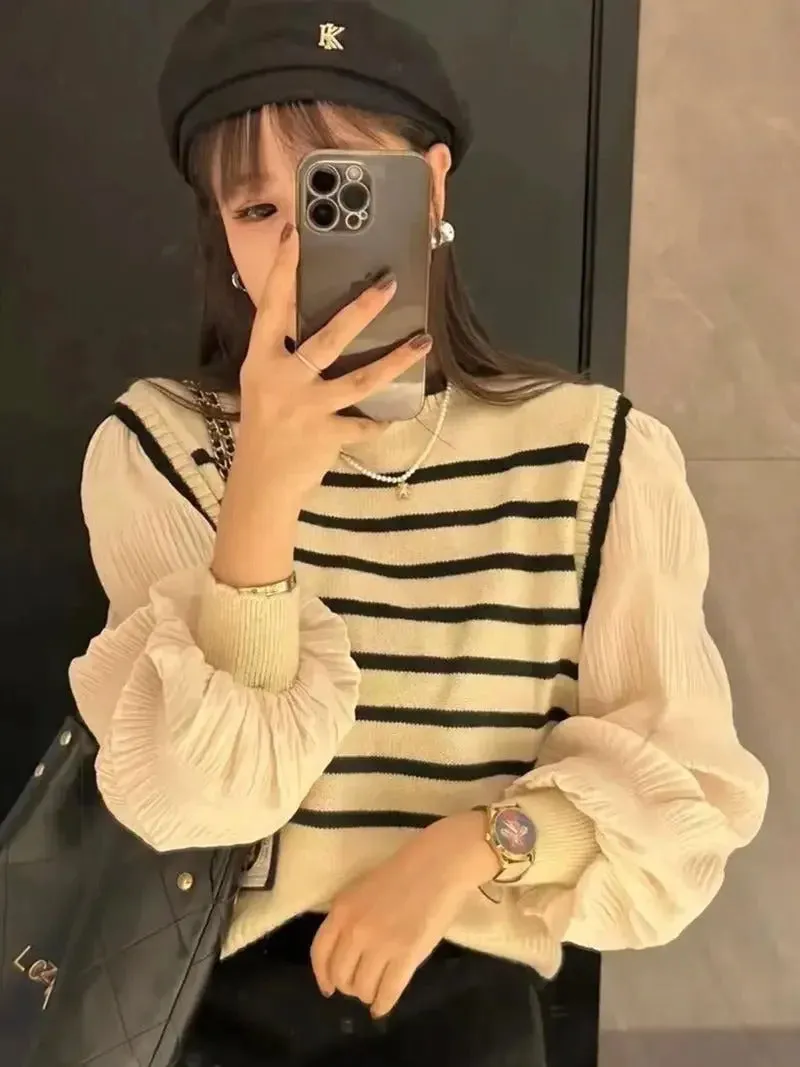 women Black and white striped fake two-piece knitted sweaters pring and autumn Korean soft glutinous pullover sweater female