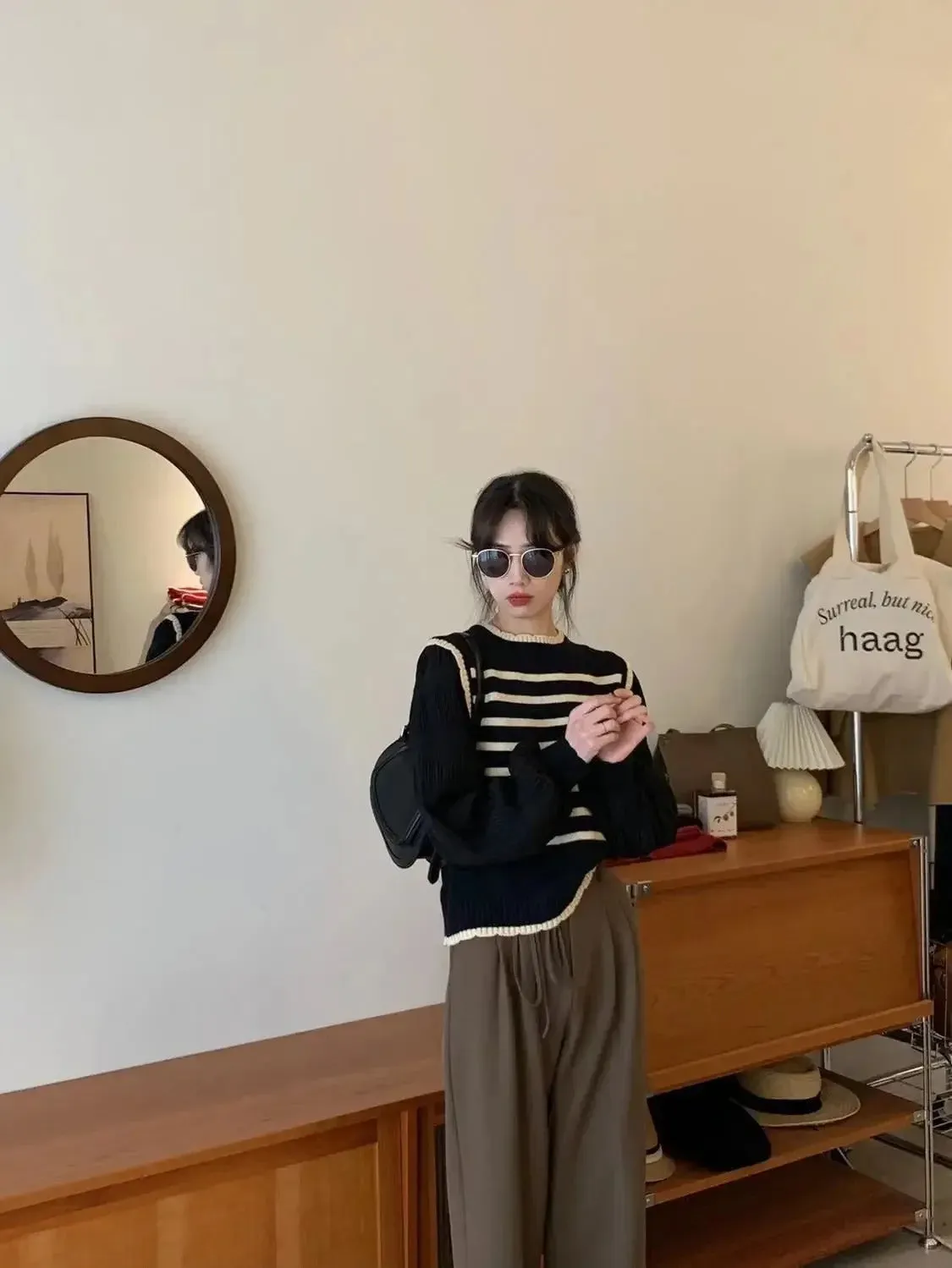 women Black and white striped fake two-piece knitted sweaters pring and autumn Korean soft glutinous pullover sweater female