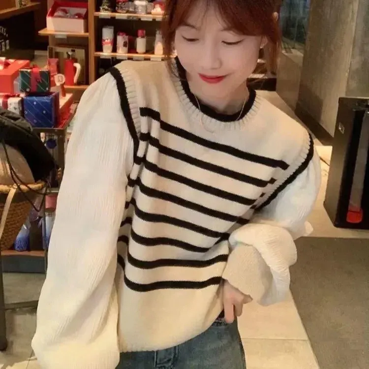 women Black and white striped fake two-piece knitted sweaters pring and autumn Korean soft glutinous pullover sweater female