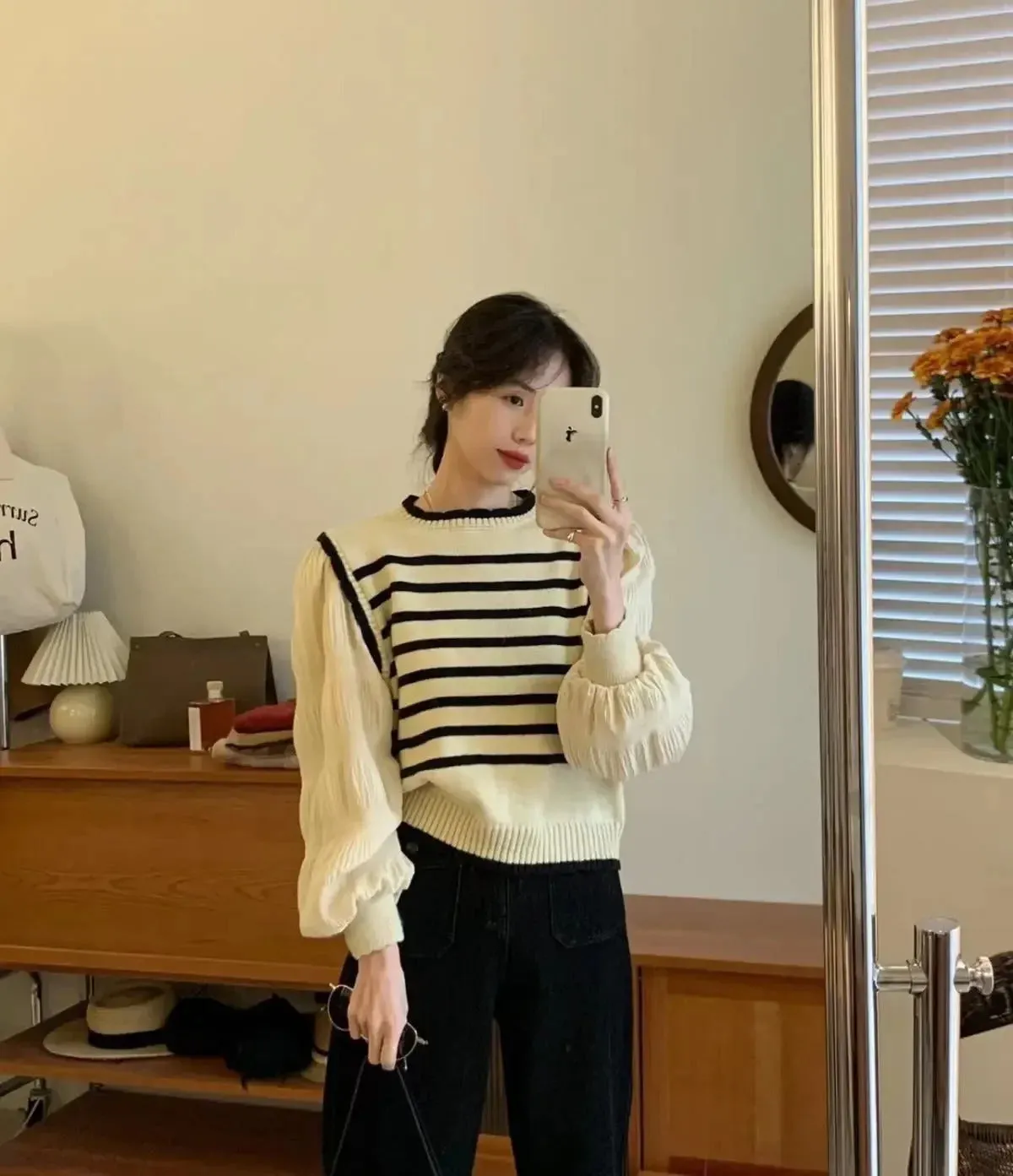 women Black and white striped fake two-piece knitted sweaters pring and autumn Korean soft glutinous pullover sweater female